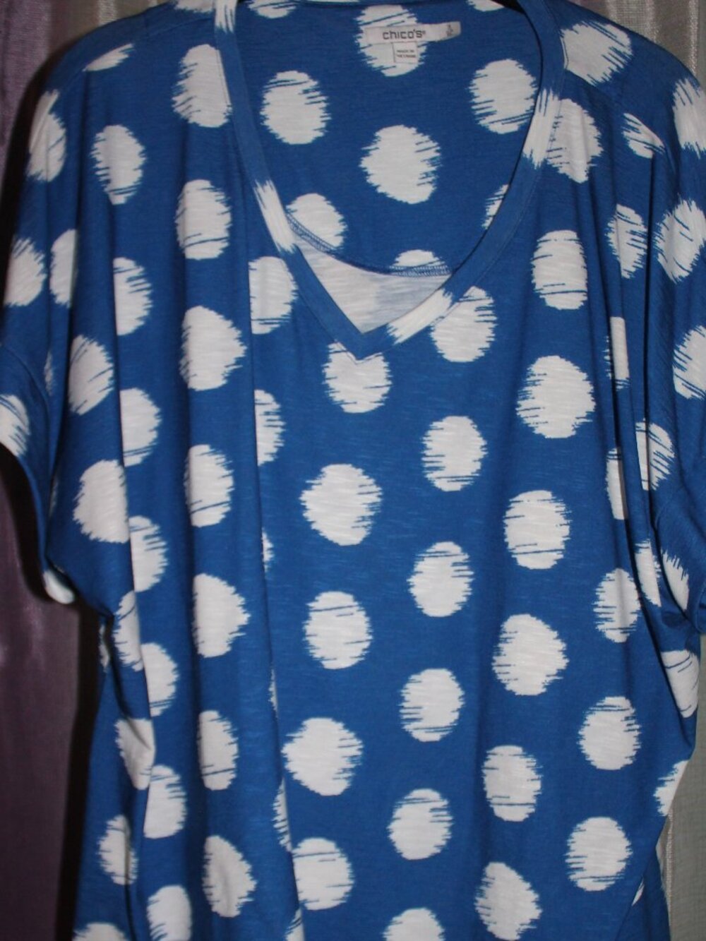 Chico’s Womens Top Size 3  women's XL Blue White Polka Dot V Neck Flowy